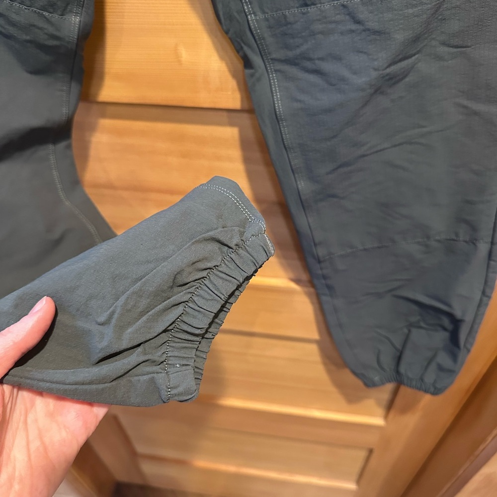 Womens MEC hiking pants - Picture 3 of 6